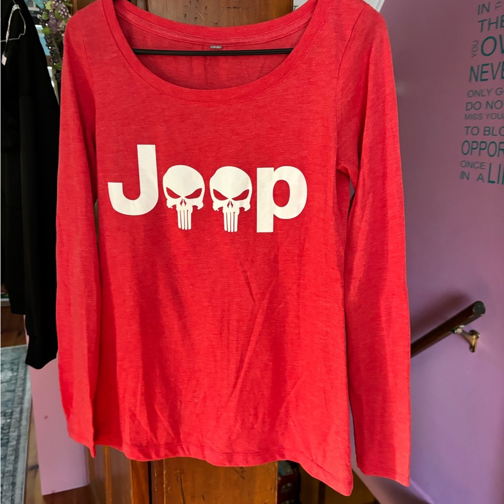 Long sleeve t-shirt sz L